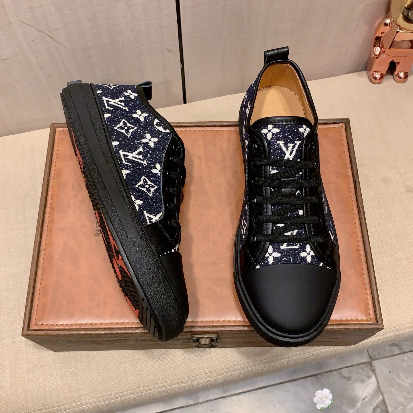 Men's Men's Shoes 💰400💰💰🎩🎩[Lightning][Lightning] "Lv*" Latest•hot style casual shoes, top brand [Seduce] luxury~purchase, top~quality. [Strong] The upper is made of imported breathable fabric with cowhide material ➕ breathable sheepskin feet (•) and fine workmanship. Original stylish and stylish soft rubber wear-resistant and non-slip outsole, light and comfortable on the feet, the real thing looks better when photographed, 0128: code: 38-44, 2️⃣ colors selected